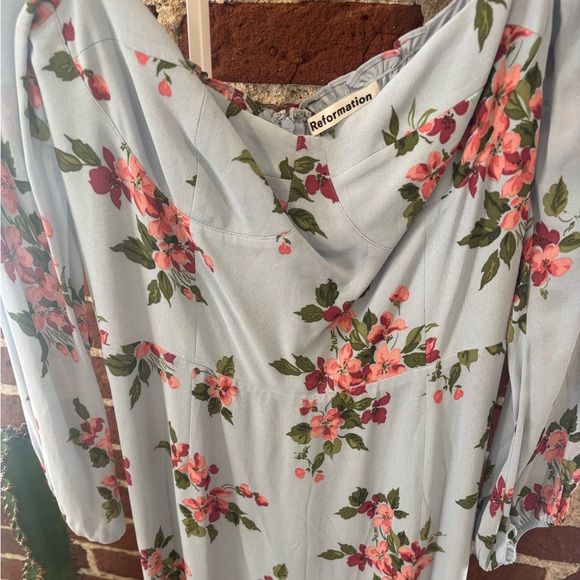 Reformation Shelby Floral Midi Dress in Giulia (Blue) 10 - Picture 8 of 9